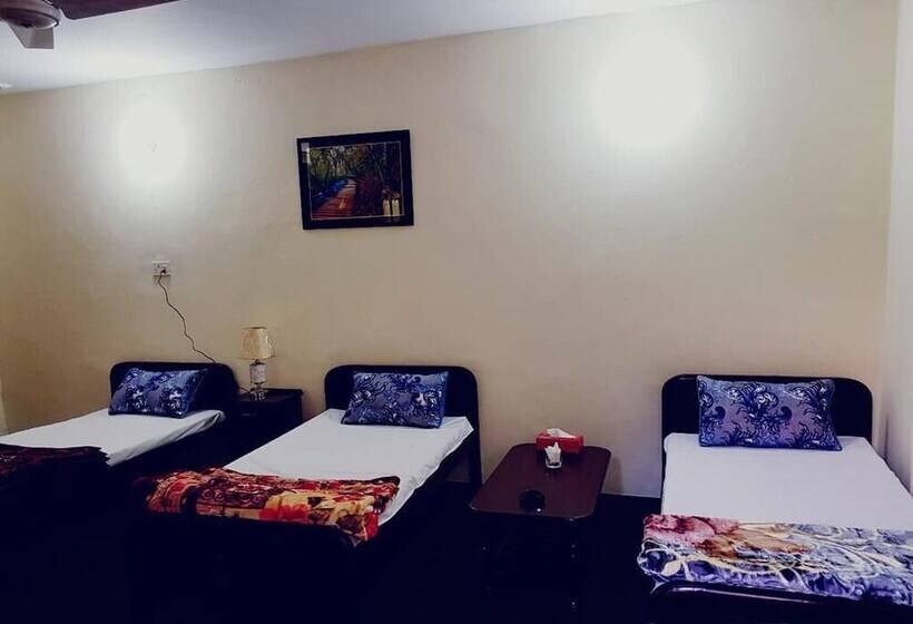 هتل Peace Palace Guest House