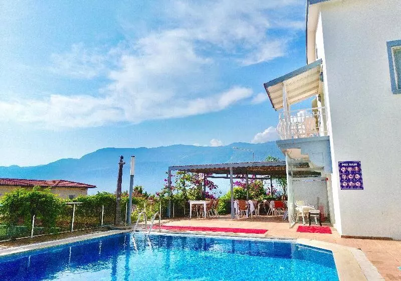 Hotelli Rising Sun Kas