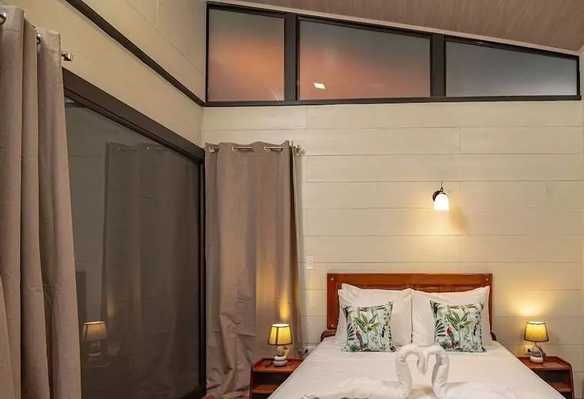 هتل Riverside Bungalows