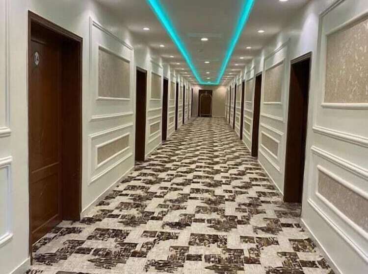 בית מלון כפרי Seven Mountains