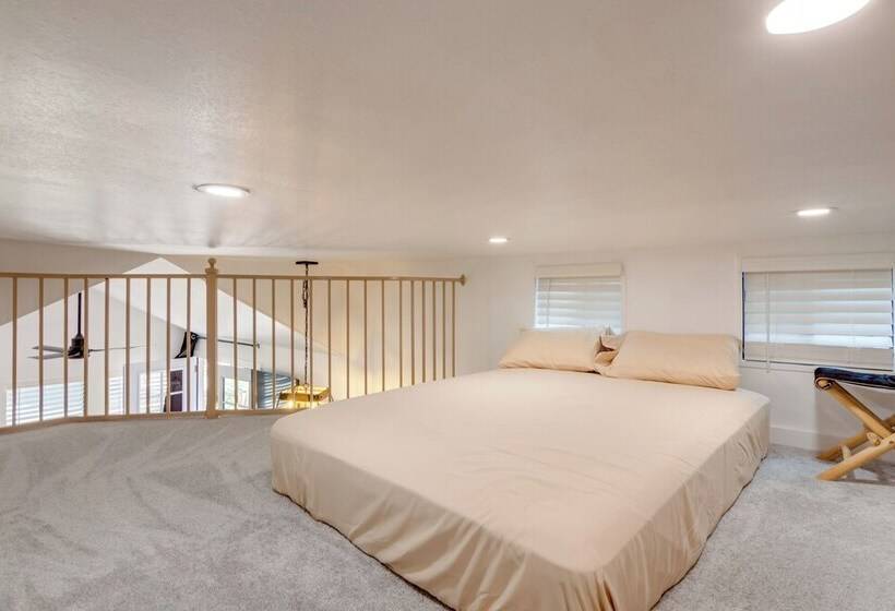 Peaceful Lake Almanor Cabin: Fish, Hunt + Hike!