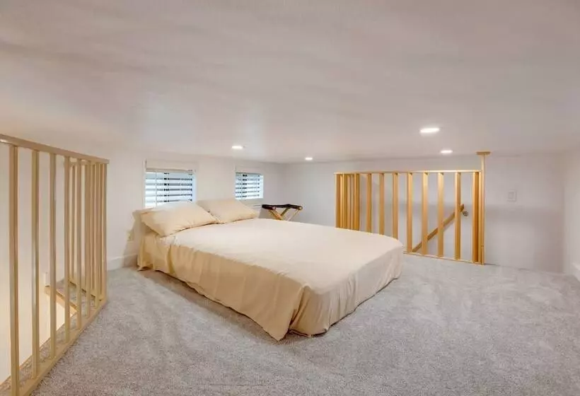 Peaceful Lake Almanor Cabin: Fish, Hunt + Hike!