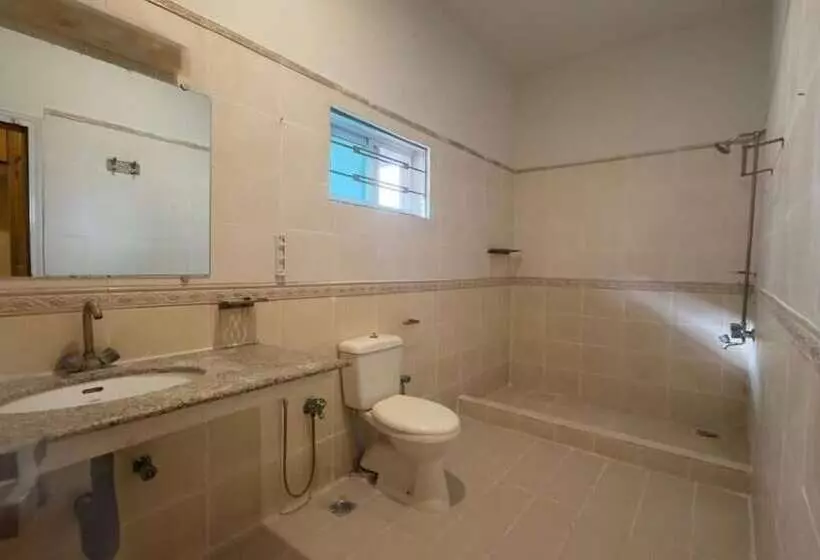 پانسیون Secure Inn Guest House Bahria Town