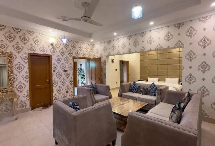 پانسیون Secure Inn Guest House Bahria Town