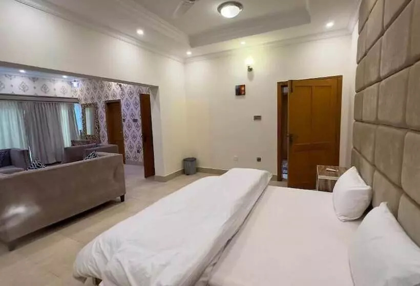 پانسیون Secure Inn Guest House Bahria Town