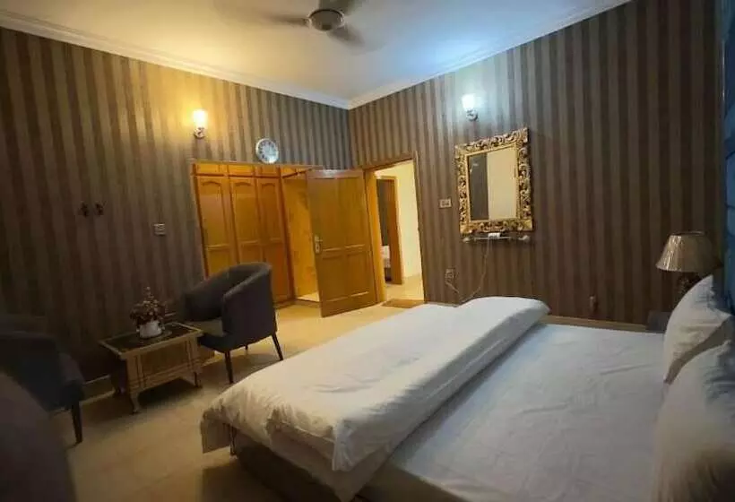 پانسیون Secure Inn Guest House Bahria Town