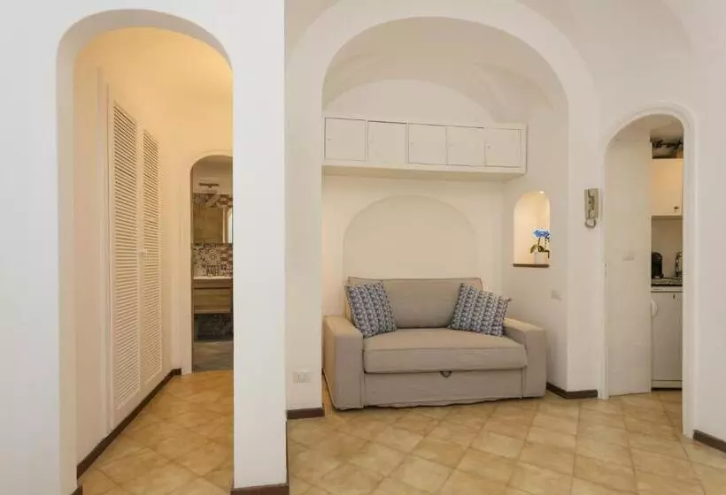 Majatalo To Be Capri