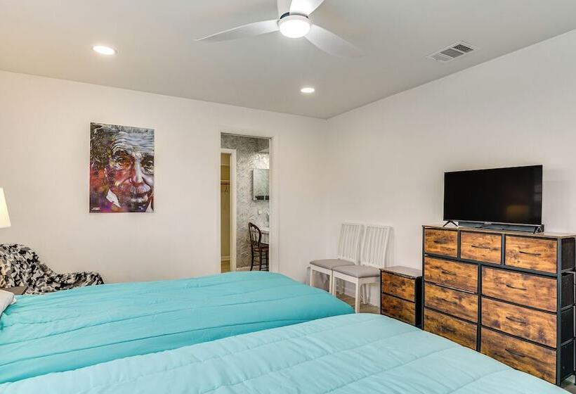 Canal Front Lake Placid Home W/ Boat Dock & Lift!