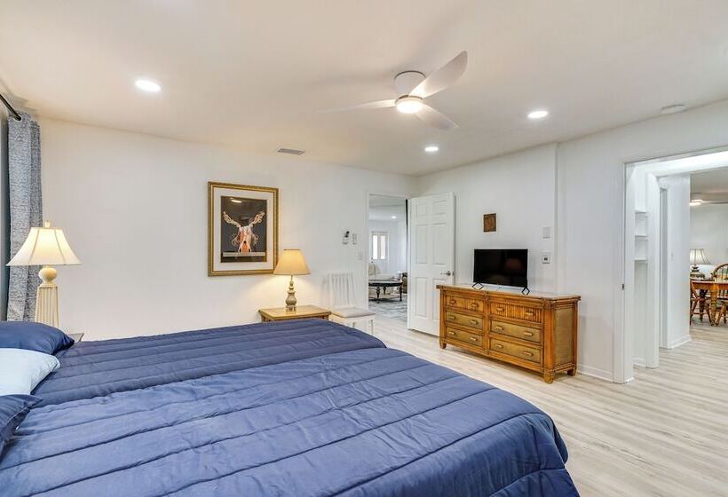 Canal Front Lake Placid Home W/ Boat Dock & Lift!