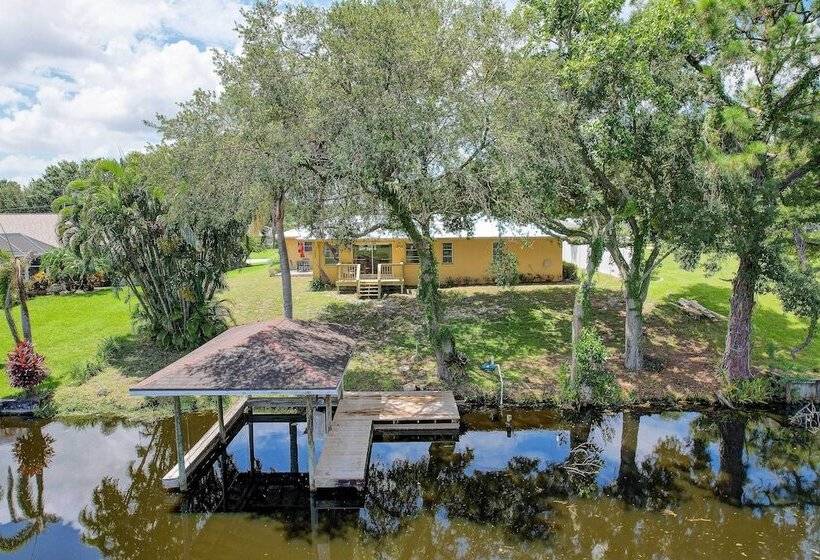 Canal Front Lake Placid Home W/ Boat Dock & Lift!