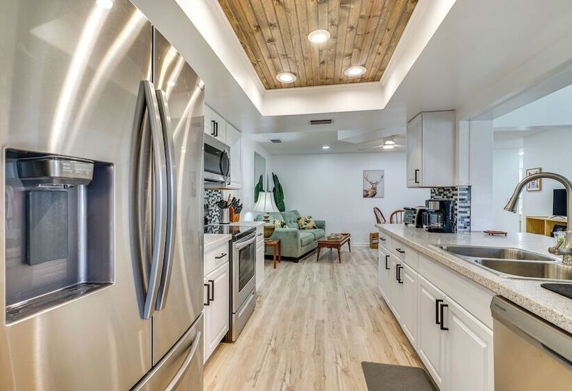 Canal Front Lake Placid Home W/ Boat Dock & Lift!