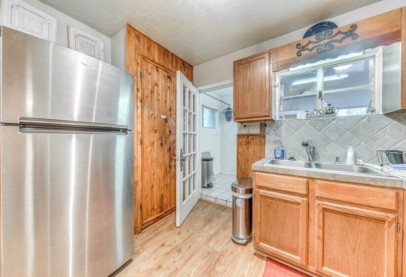 Central Cloudcroft Retreat W/ Wood Burning Stove!