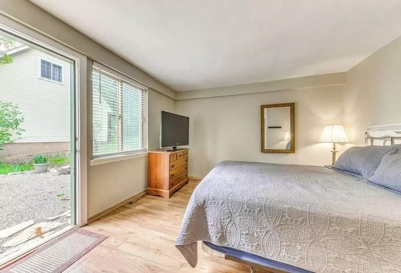 Central Cloudcroft Retreat W/ Wood Burning Stove!