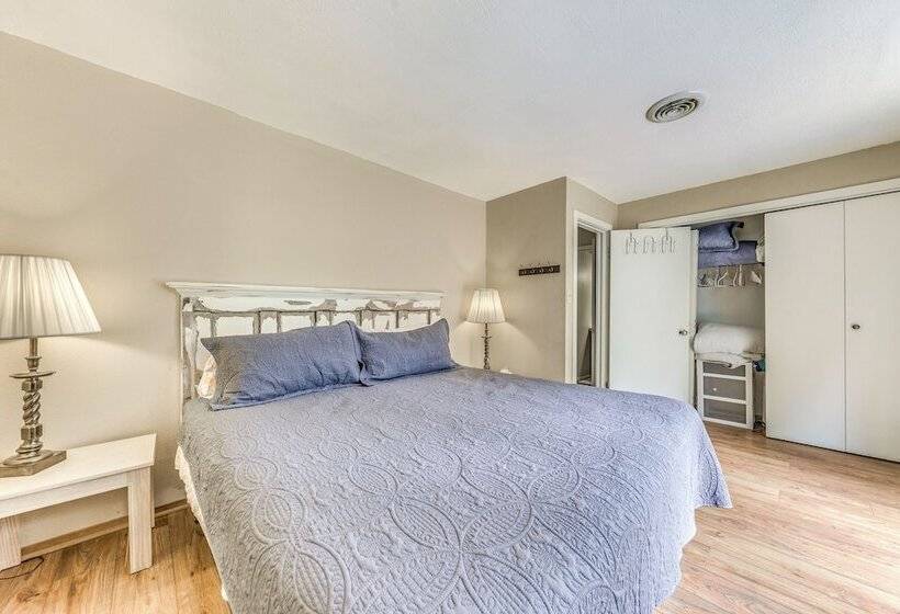 Central Cloudcroft Retreat W/ Wood Burning Stove!