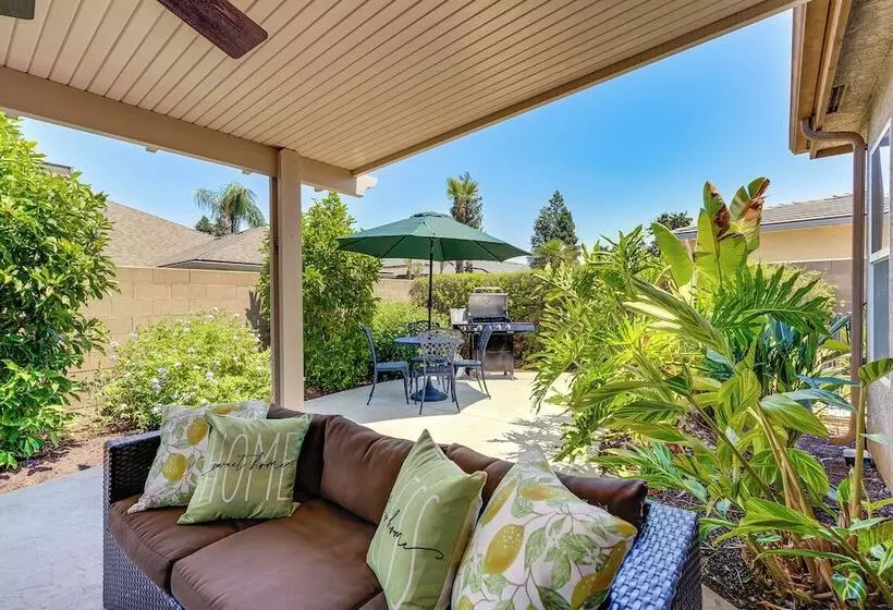 Clovis Retreat W/ Patio & Yard ~ 3 Mi To Old Town!