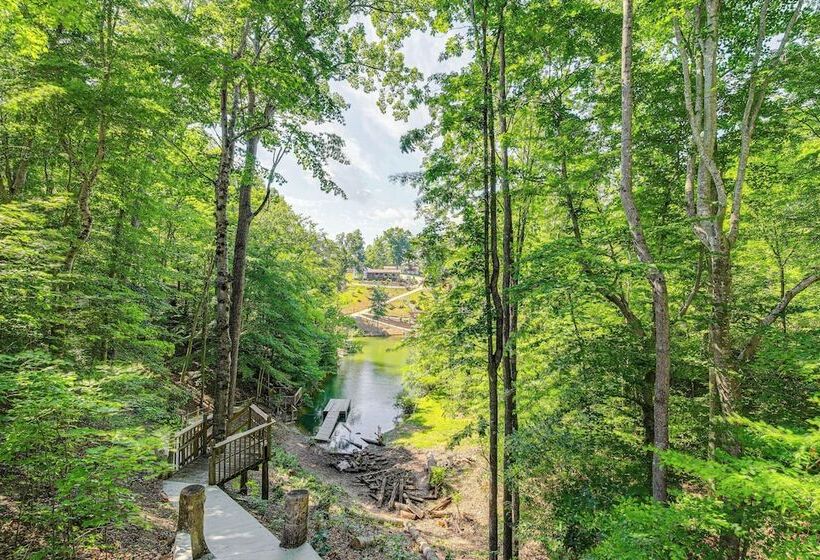 Dandridge Home On Douglas Lake W/ Hot Tub & Dock!
