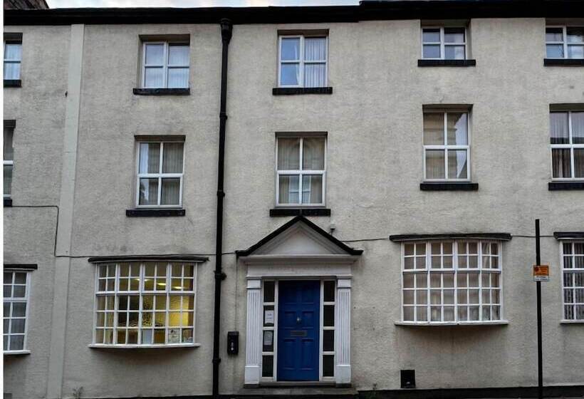 فندق The Court House