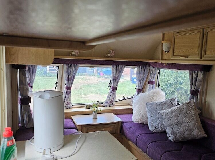 호텔 Tranquil Equestrian Escape Sleeps 2