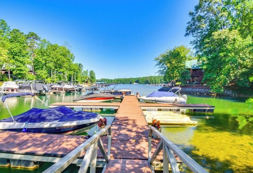 Lake Keowee Access: Idyllic Six Mile Cabin!