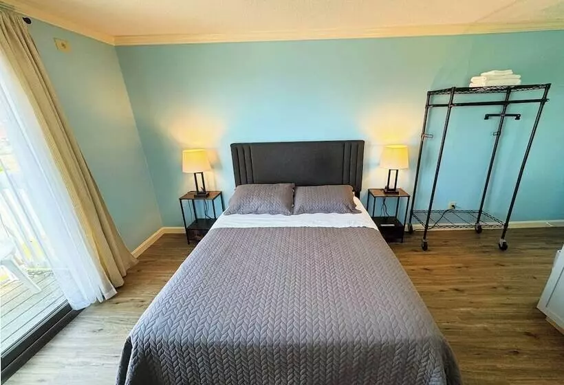 Mari Anne Motel