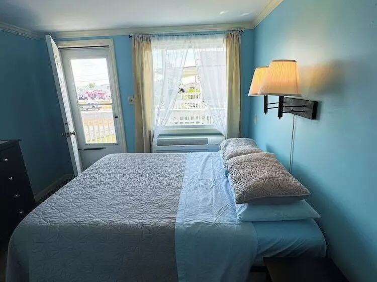 Mari Anne Motel