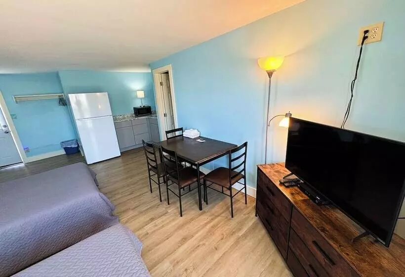 Mari Anne Motel