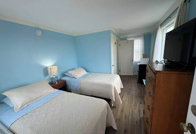 Mari Anne Motel
