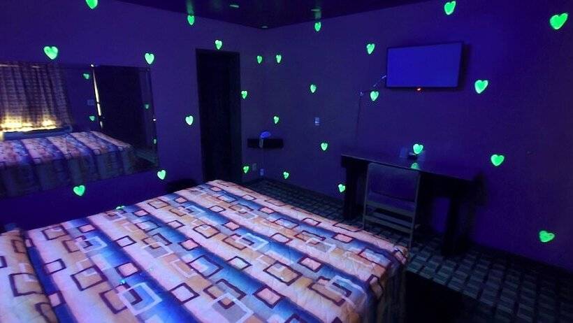 مُتل Royal Budget Inn