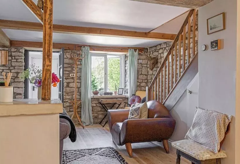 ペンション Lovely 2 Bd With Stunning Views Over Stroud Valley