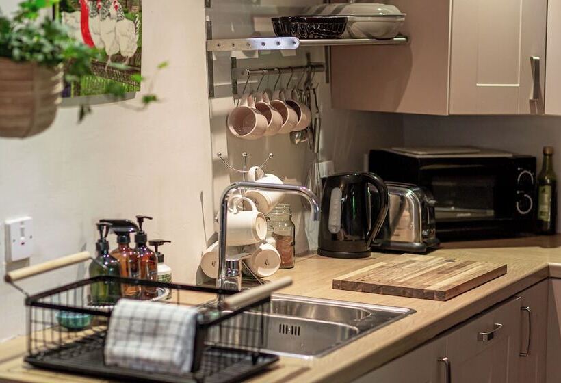 Pensão Lovely 2 Bd With Stunning Views Over Stroud Valley