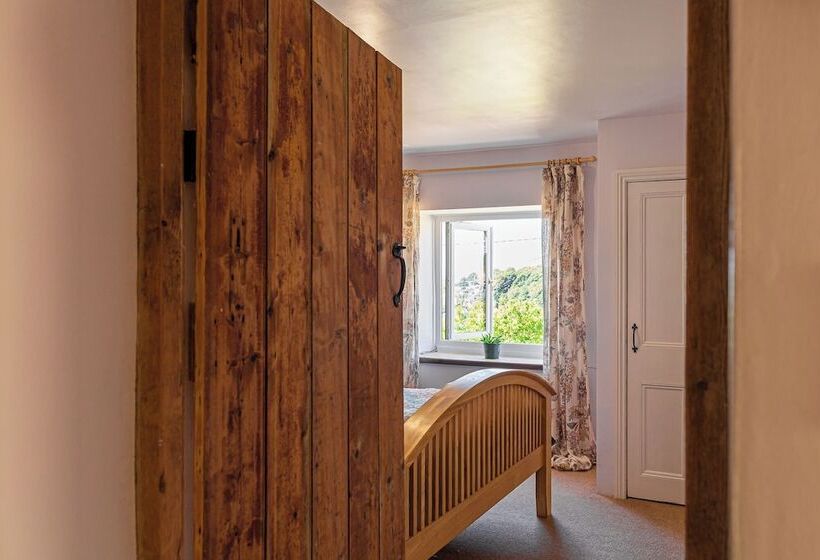 Pensão Lovely 2 Bd With Stunning Views Over Stroud Valley