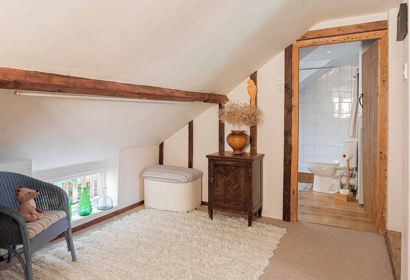 Pensão Lovely 2 Bd With Stunning Views Over Stroud Valley