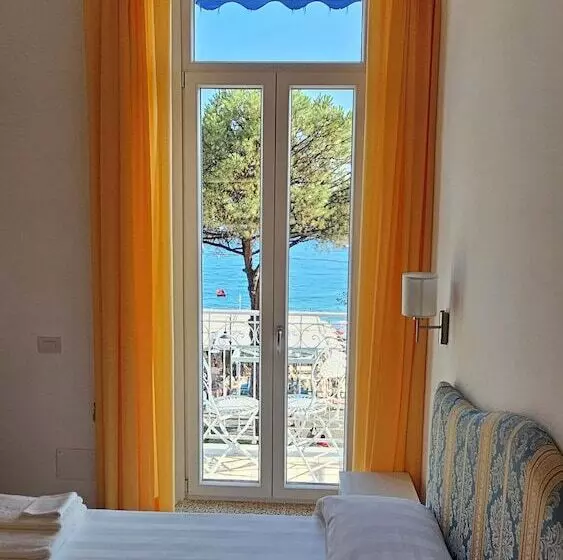 ペンション Galene   Beachfront In Costa D Amalfi