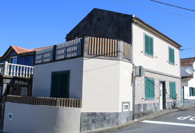 Пансион House 37north