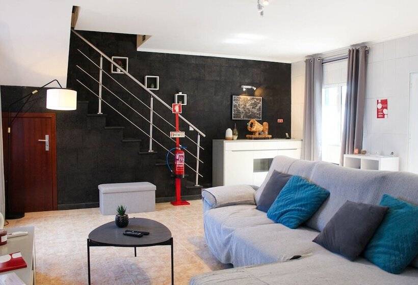 Пансион House 37north