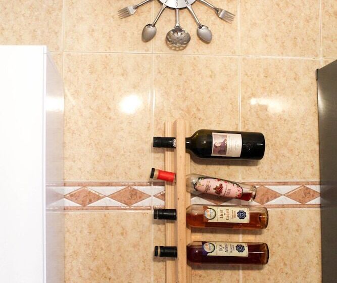 Пансион House 37north