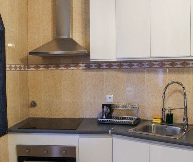 Пансион House 37north