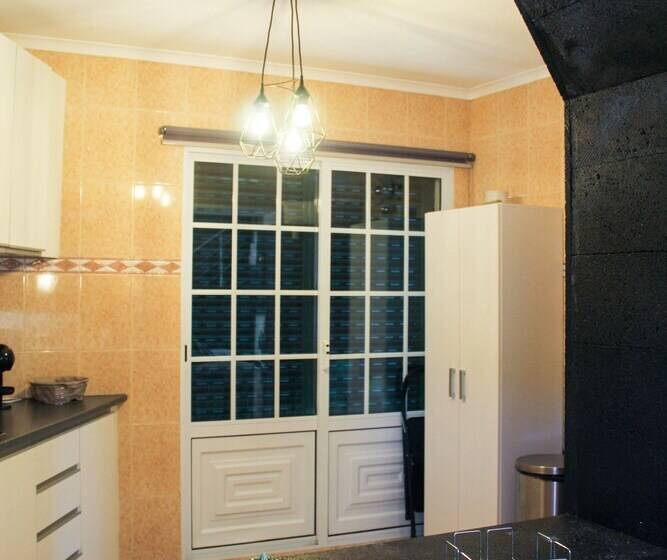 Пансион House 37north