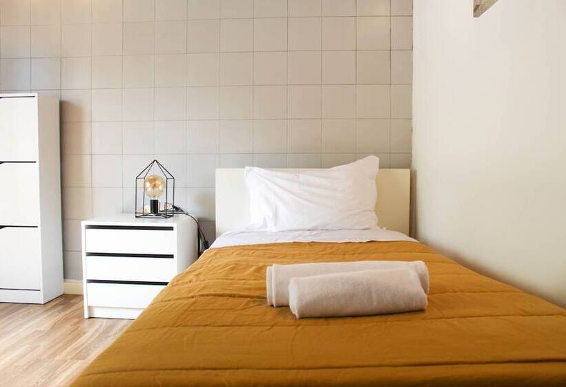 Пансион House 37north