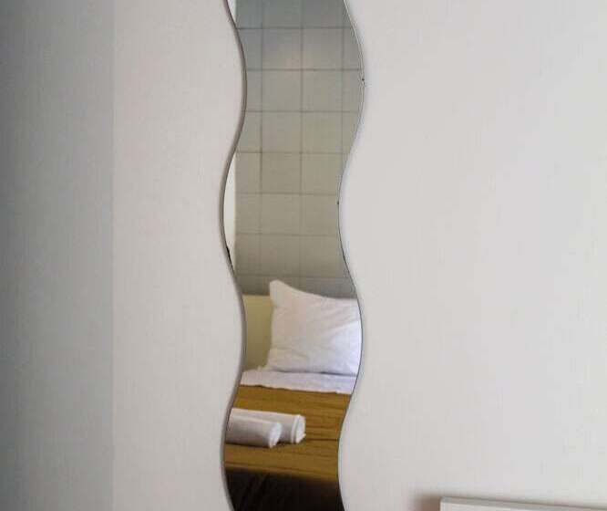 Пансион House 37north