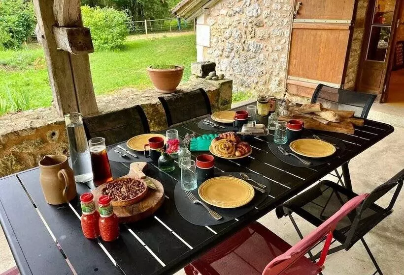 ペンション Le Mas Brantôme