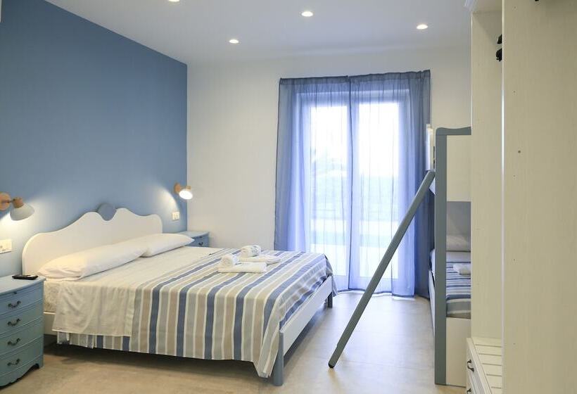 بنسيون Villa Del Gaudio Rooms & Apartments