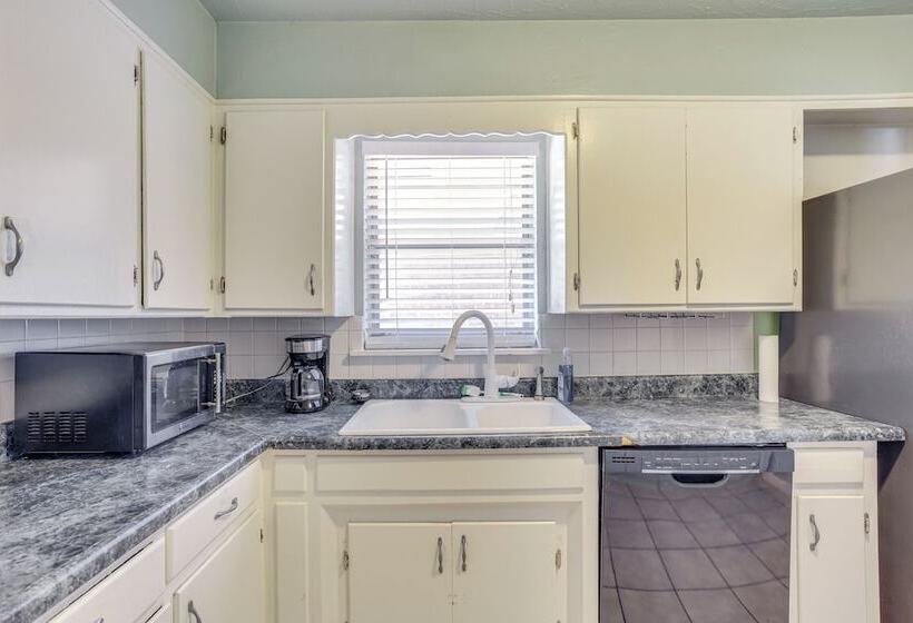 Pet Friendly Home In The Village W/ Fire Pit