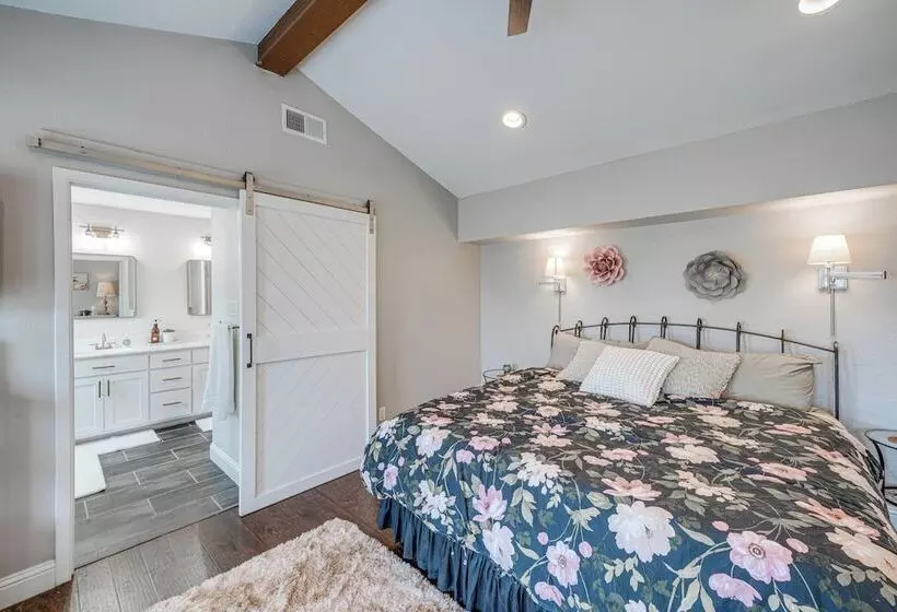 Pet Friendly Sachse Home W/ Patio, Fire Pit & Yard