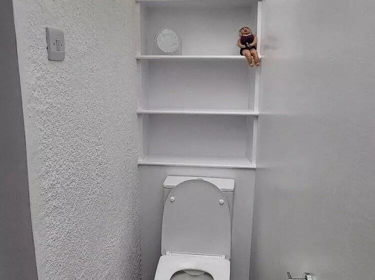 Residenssi London Family Home Amazing Garden