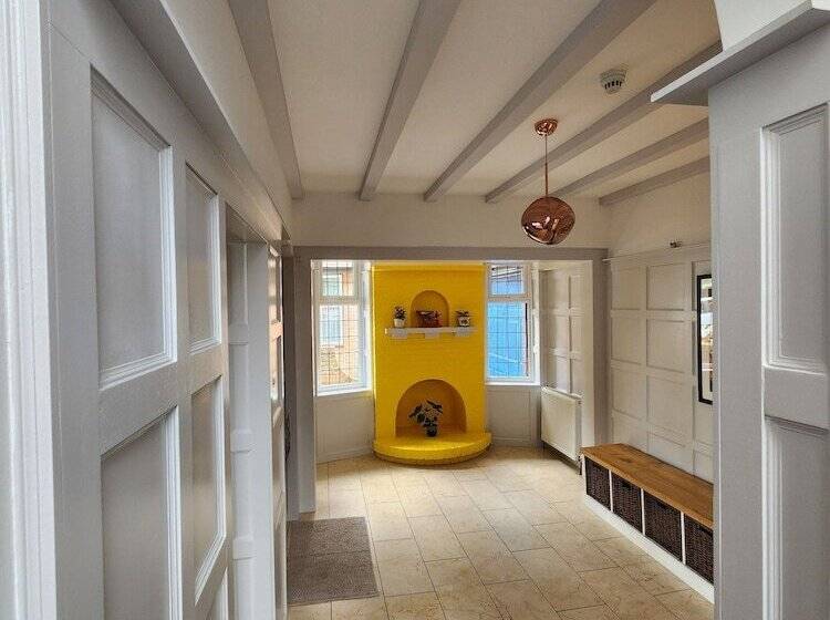 إقامة London Family Home Amazing Garden