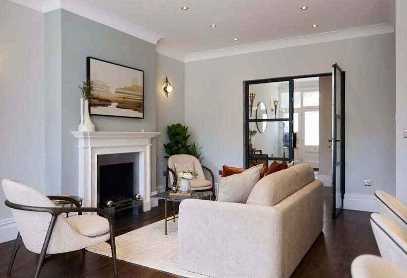 The Roehampton Place Elegant 5bdr House With Garden + Parking
