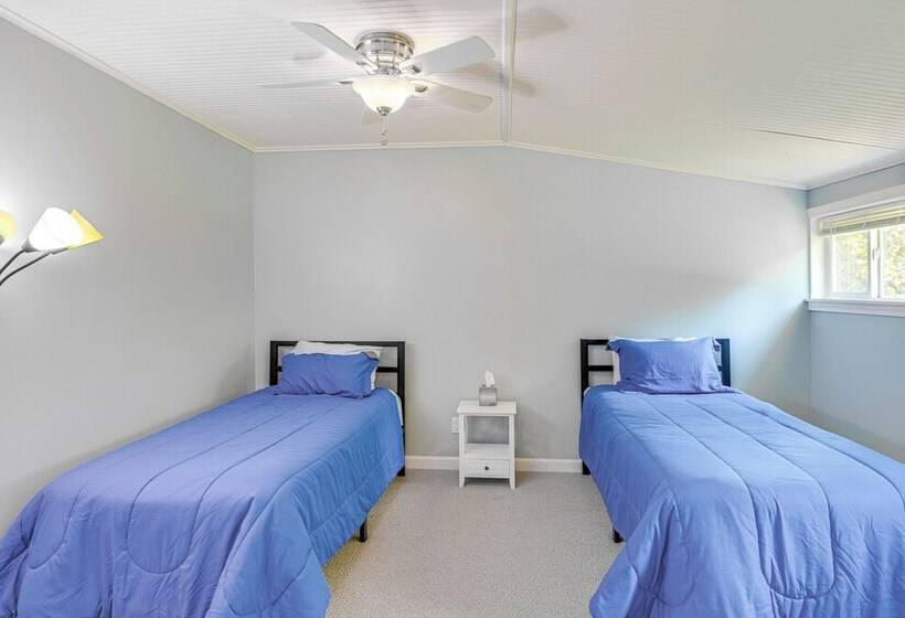 Bayfront Steuben Home W/ Screened Porch & Fire Pit