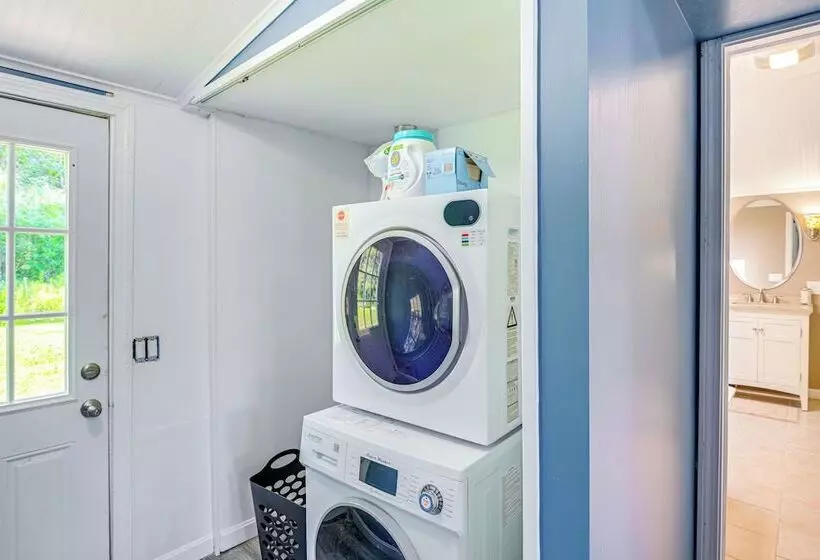 Bayfront Steuben Home W/ Screened Porch & Fire Pit