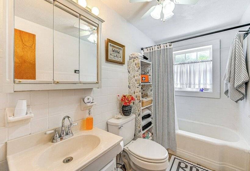 Family Fancy Gap Cottage W/ Deck   Pets Welcome!